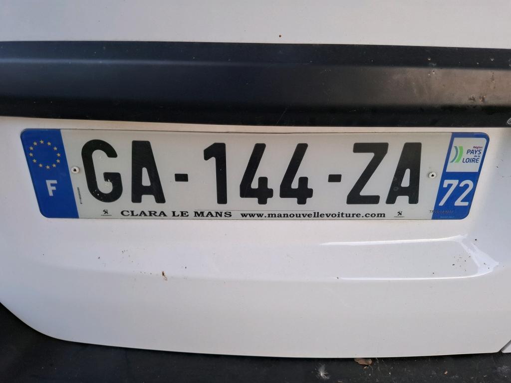 Peugeot EXPERT FGN TOLE STANDARD 1.5 BLUEHDI 120 S&S BVM6 ASPHALT 2021