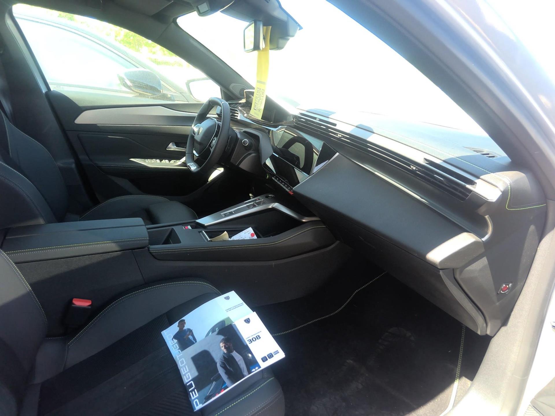 Peugeot 308 Plug-in Hybrid 195 ch e-DCS7 GT 2025