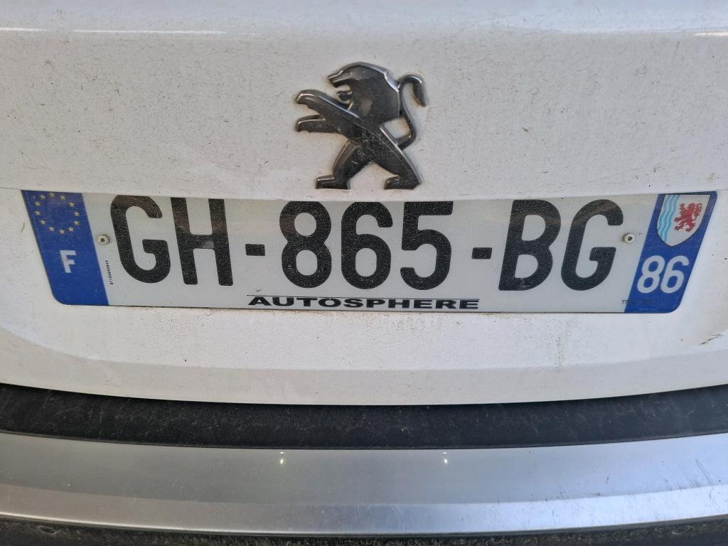 Peugeot 2008 BlueHDi 110 S&S BVM6 Active Pack 2022