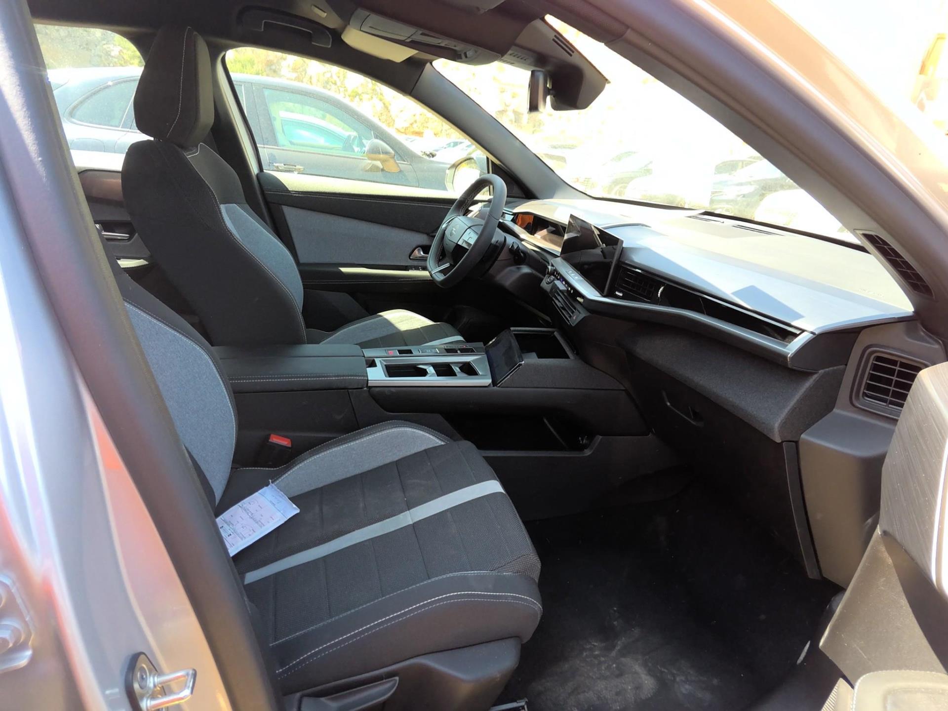 Opel Grandland 1.2 Turbo Hybrid 145 ch e-DCT6 Edition 2025