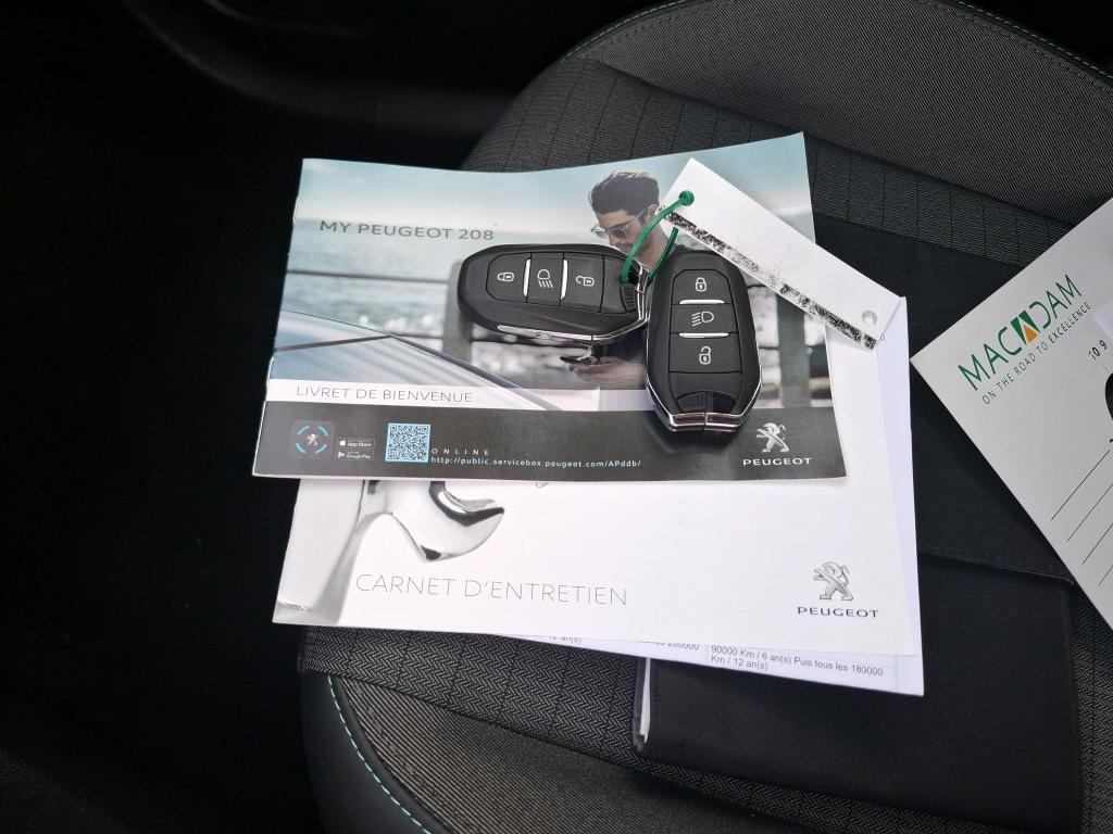 Peugeot 208 PureTech 100 S&S EAT8 Allure Pack 2022