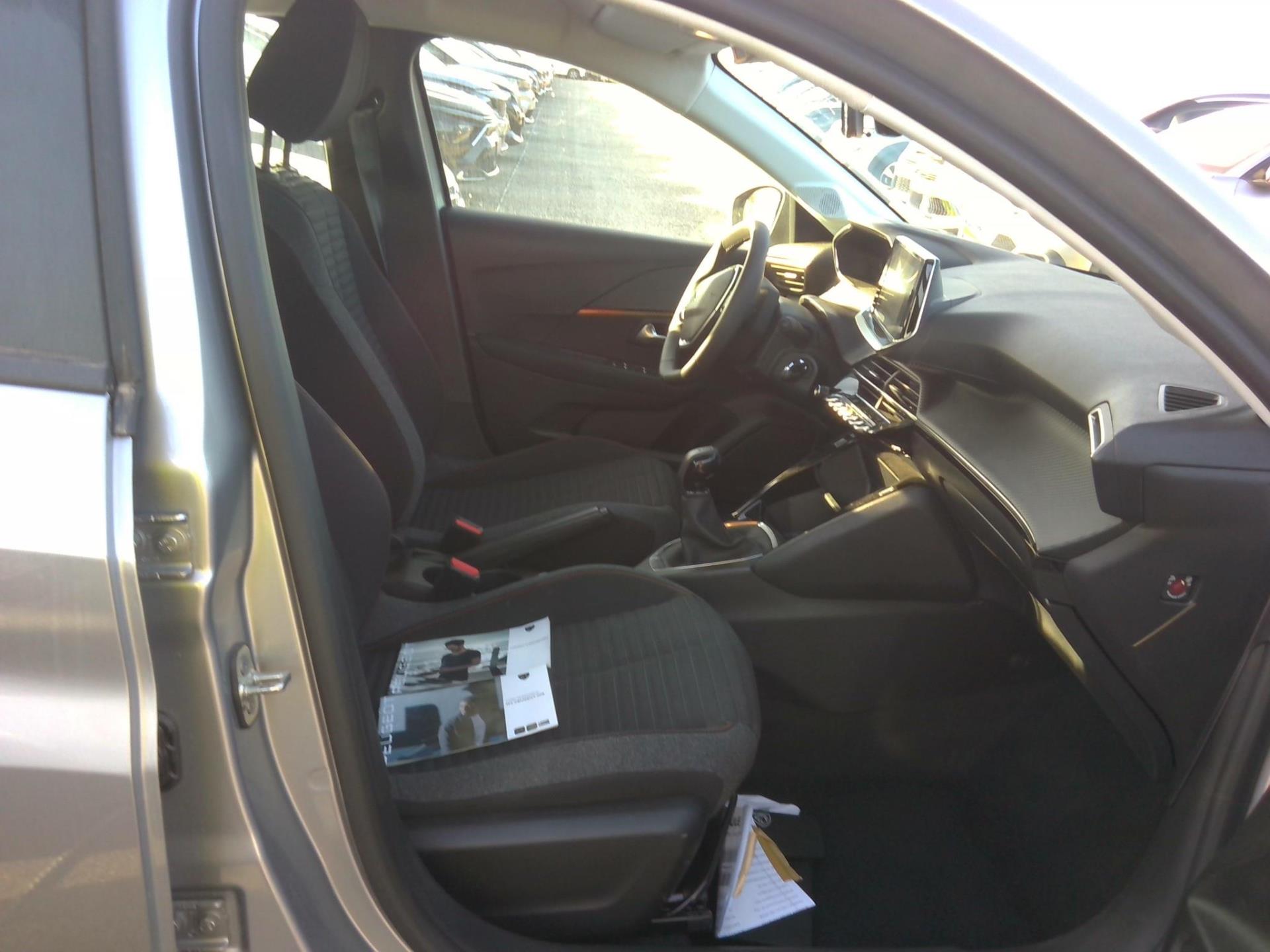 Peugeot 208 PureTech 75 S&S BVM5 Active Pack 2023