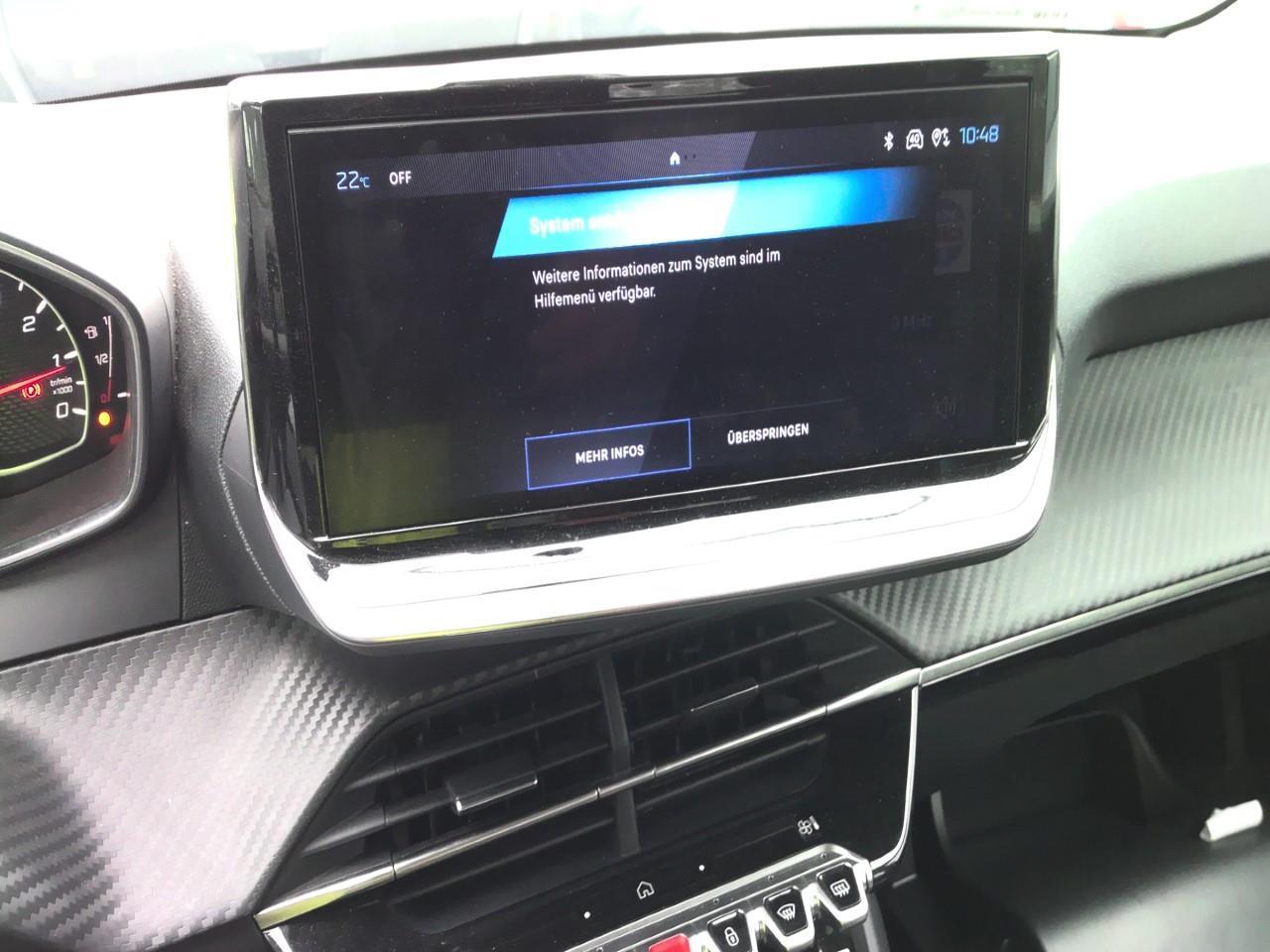 Foto Peugeot 208 13