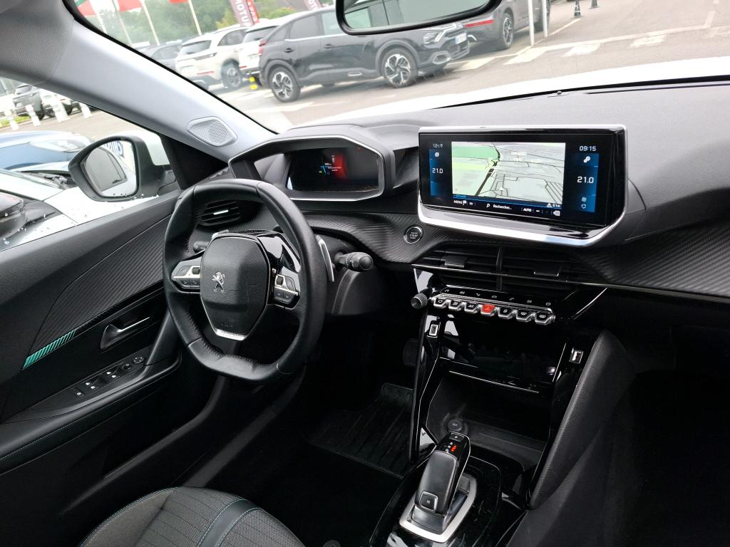 Peugeot 2008 BlueHDi 130 S&S EAT8 Allure Business 2021