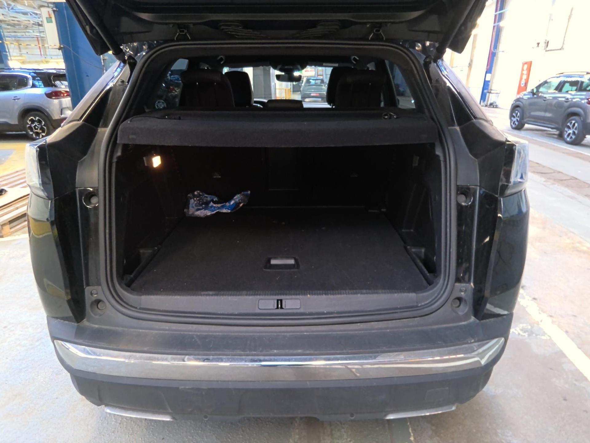Peugeot 3008 Hybrid 136 e-DCS6 GT 2024