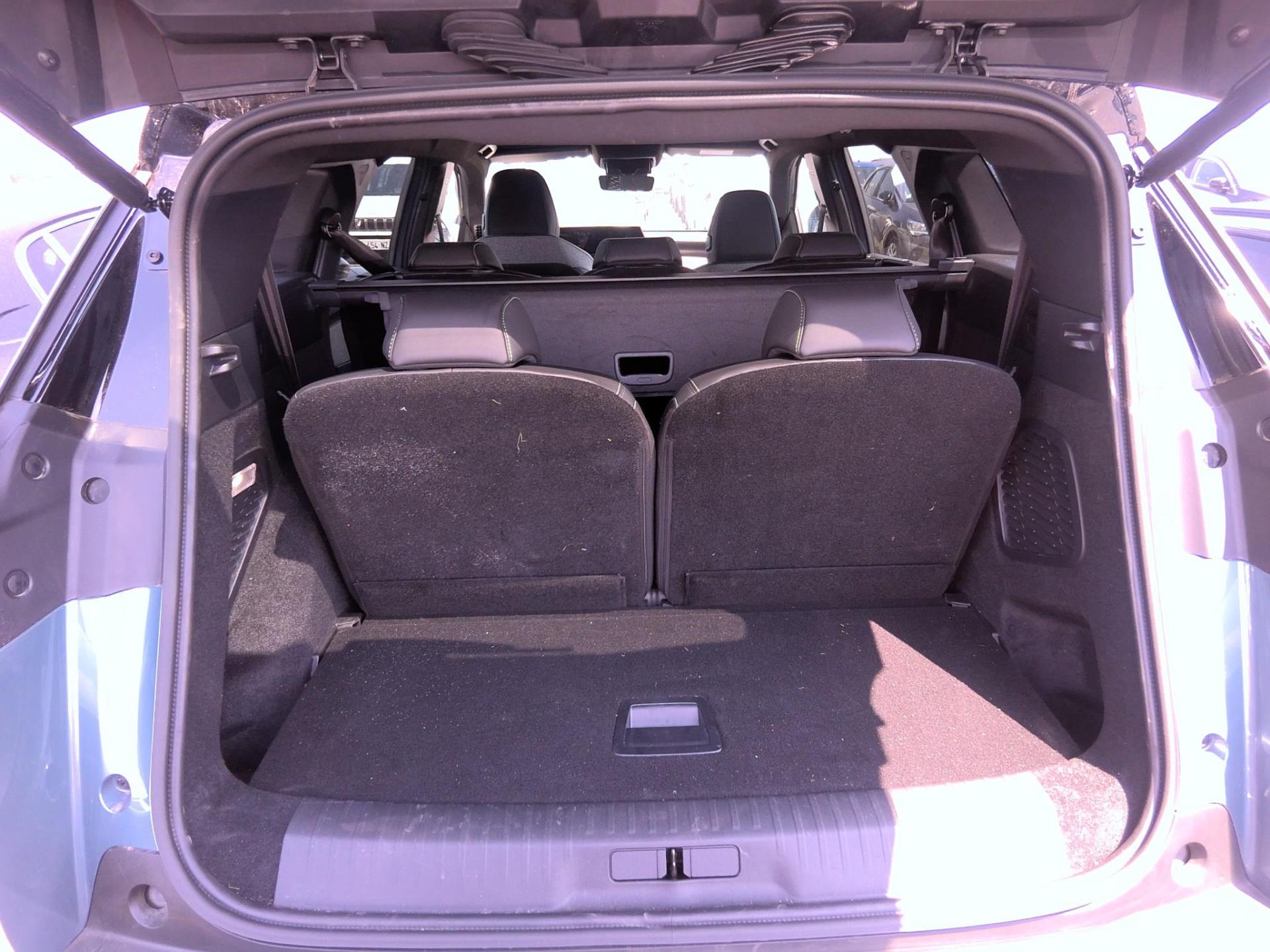 Peugeot 5008 Hybrid 145 e-DCS6 GT 2025