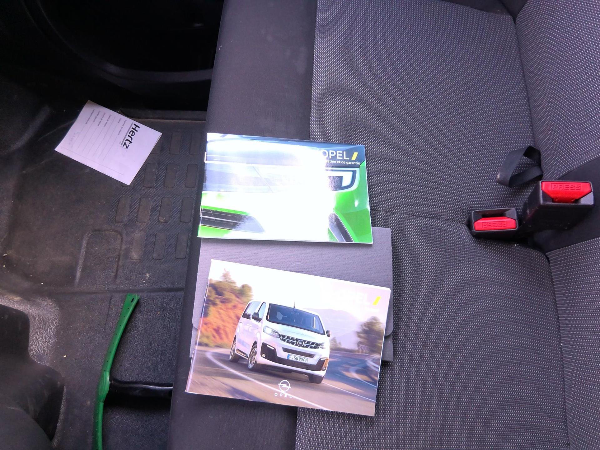 Opel VIVARO FGN TAILLE M BLUEHDI 120 S&S BVM6  2023