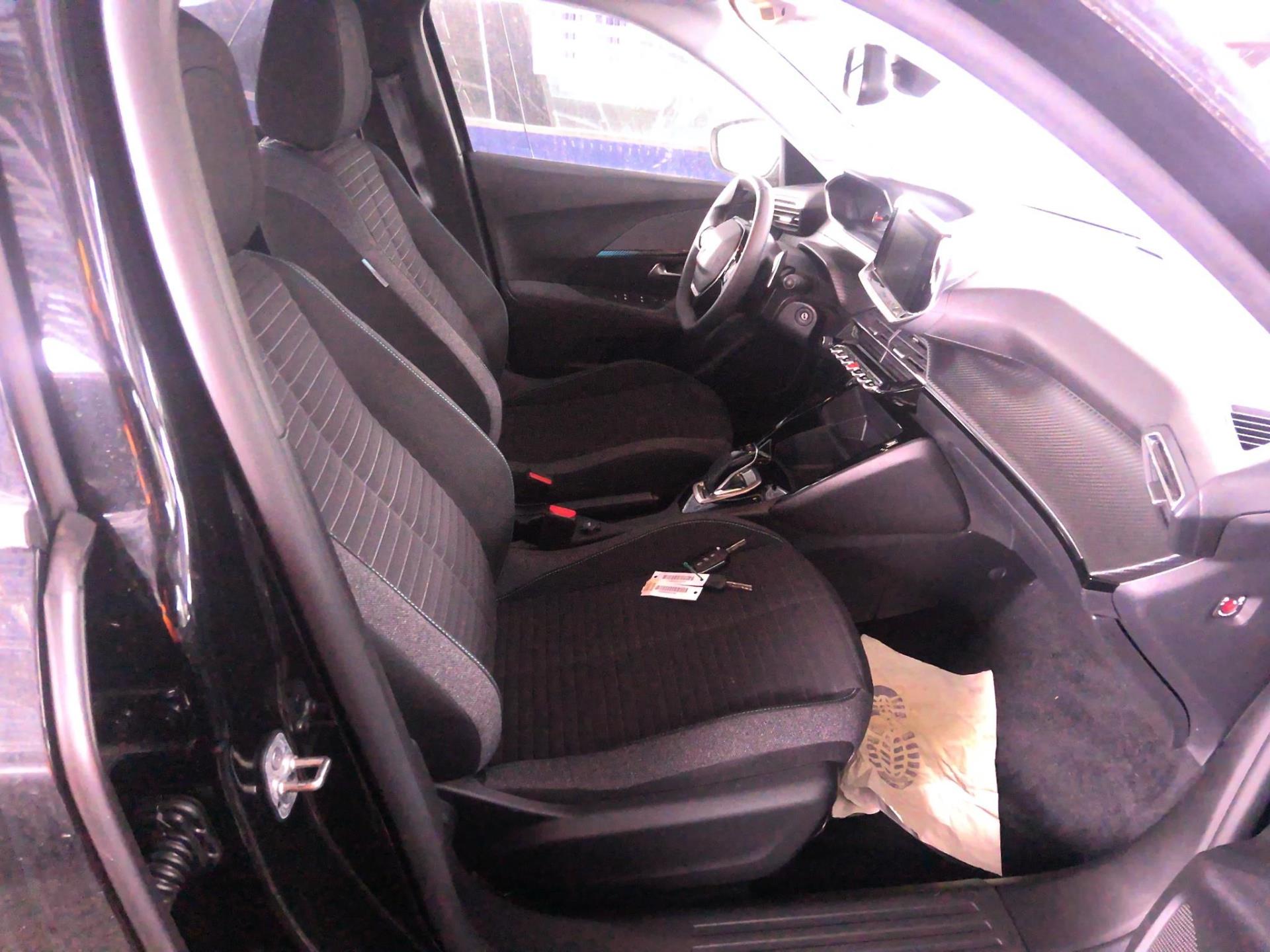 Peugeot 2008 PureTech 130 S&S EAT8 Style 2021