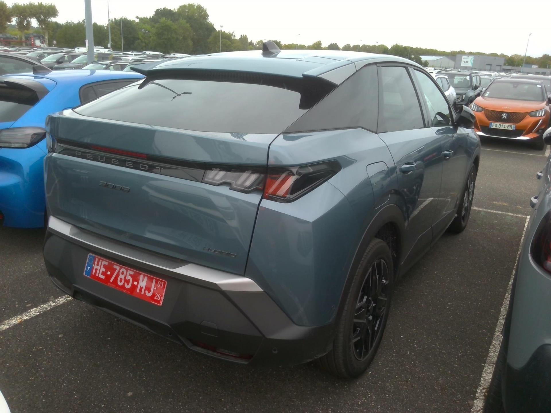 Peugeot 3008 Hybrid 145 e-DCS6 Allure 2025