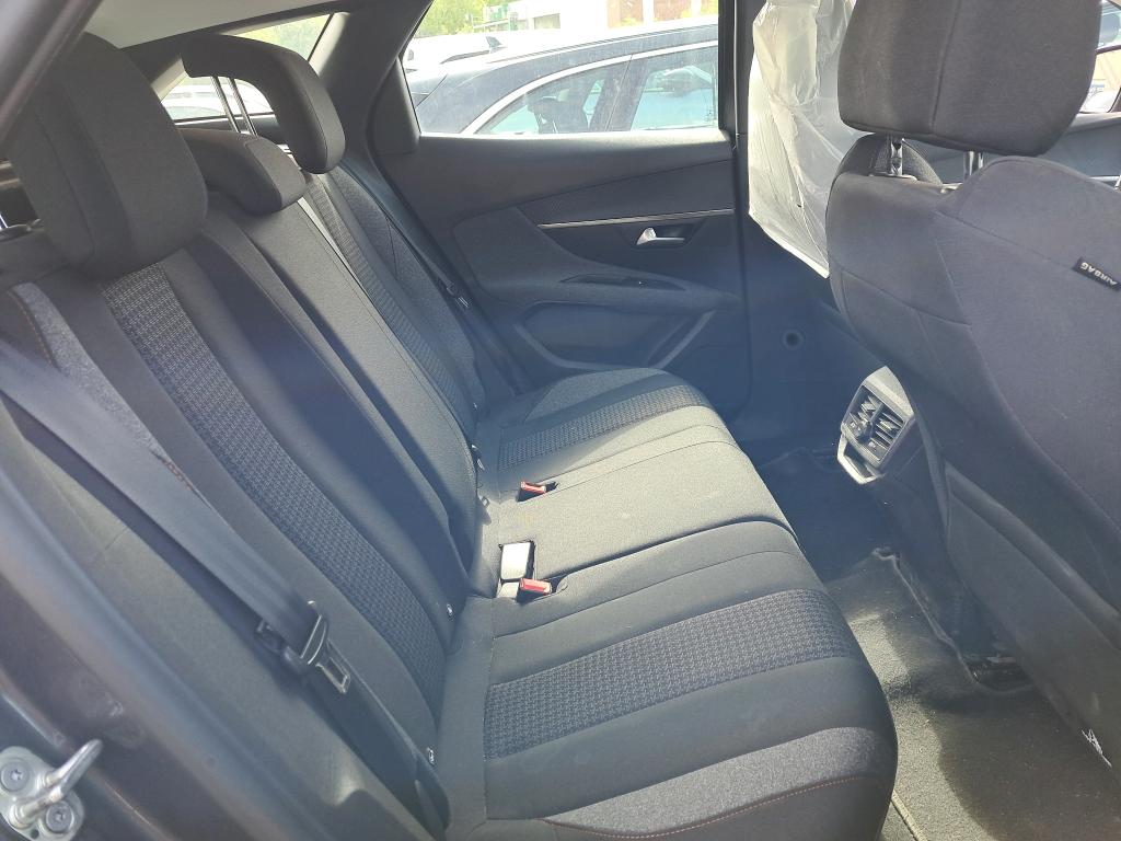 Peugeot 3008 BlueHDi 130ch S&S EAT8 Active Pack 2022