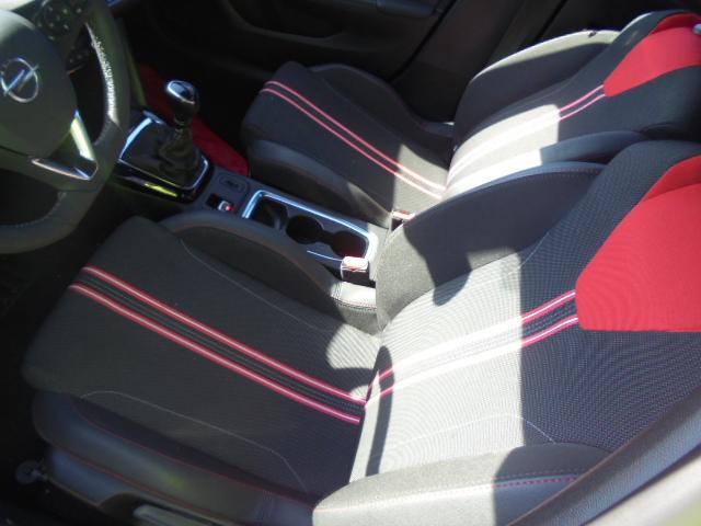 Foto Opel Corsa 12