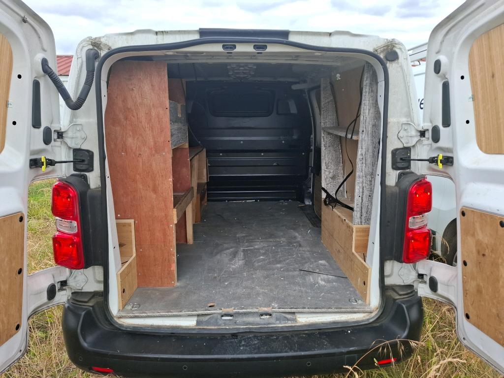 Peugeot EXPERT FGN TOLE STANDARD 1.5 BLUEHDI 120 S&S BVM6 ASPHALT 2021