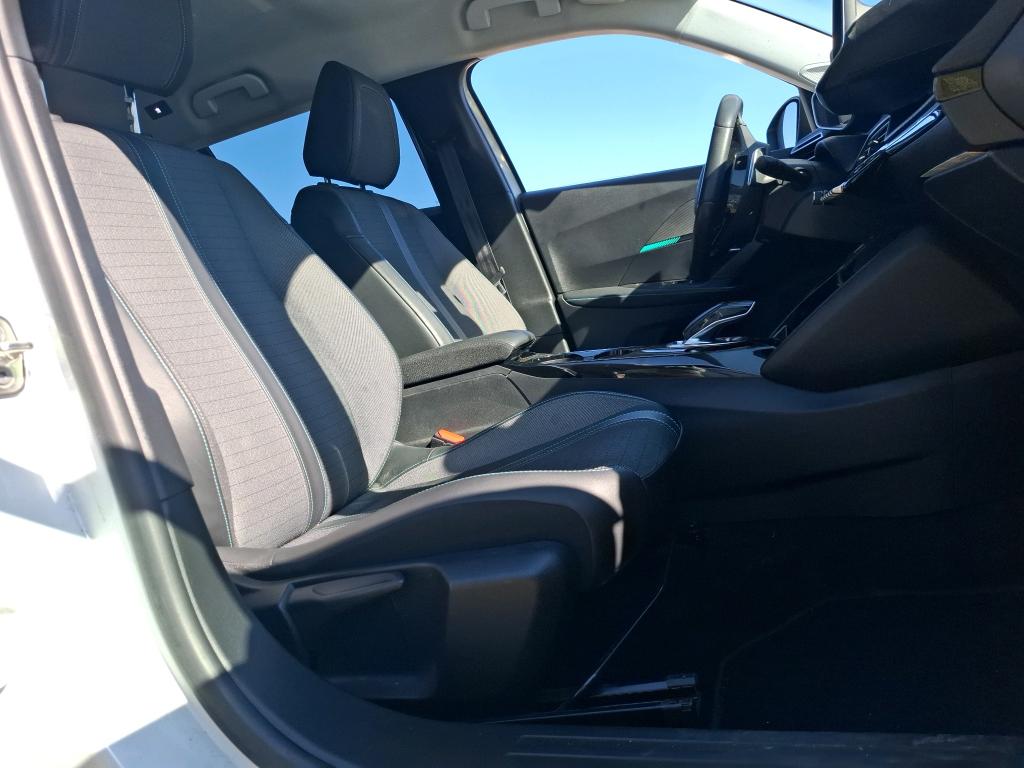 Peugeot 2008 BlueHDi 130 S&S EAT8 Allure Business 2021