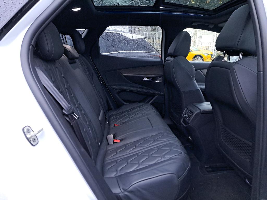 Peugeot 3008 Hybrid4 300 e-EAT8 GT Pack 2021