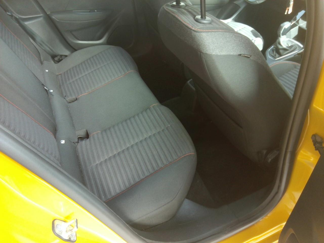 Foto Peugeot 208 9