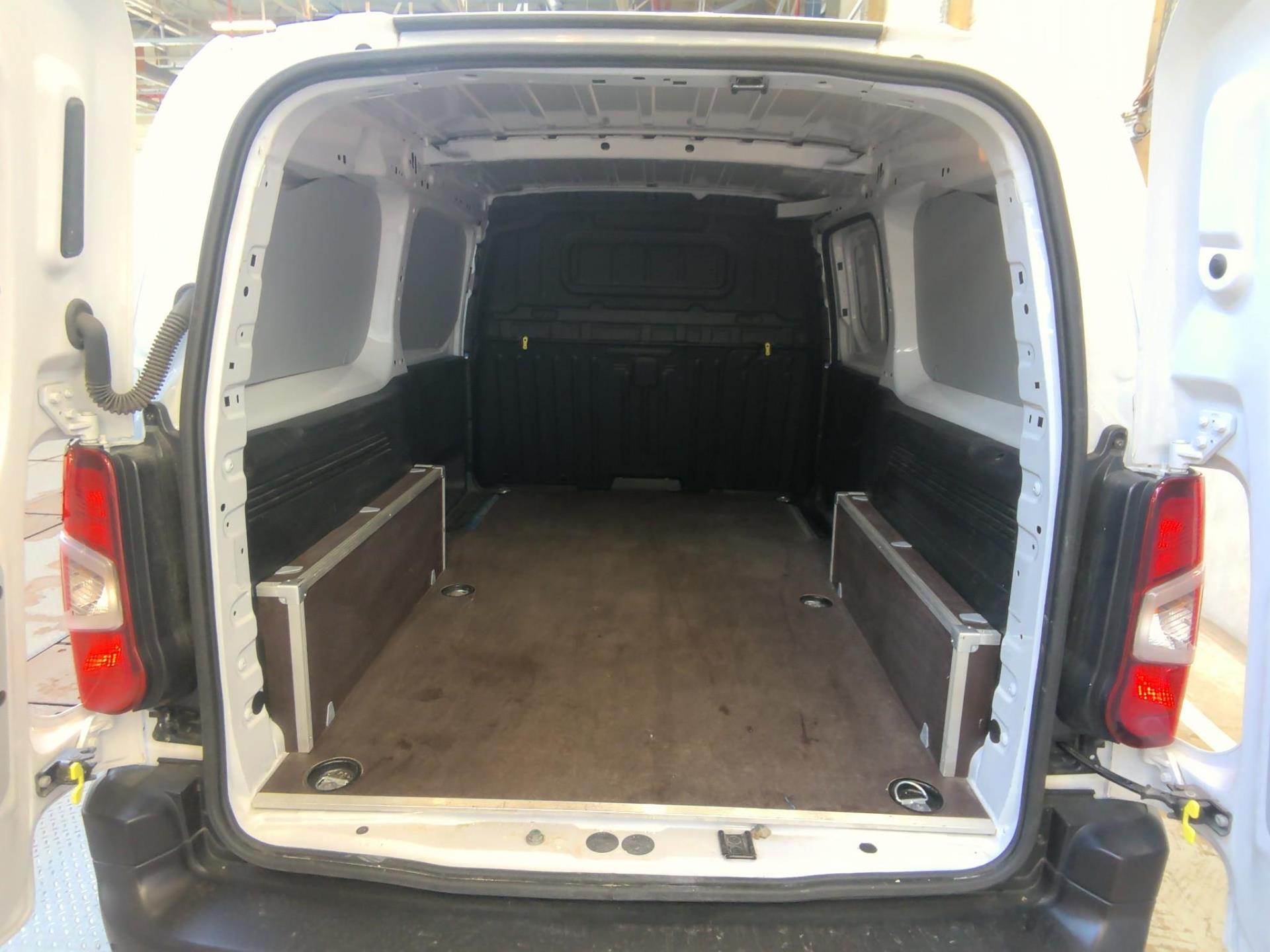 Citroen BERLINGO VAN TAILLE XL 950KG BLUEHDI 100 S&S BVM6 2024