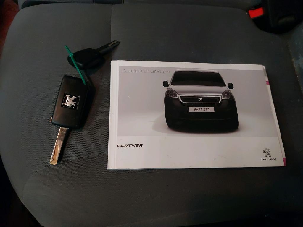 Peugeot PARTNER FOURGON 120 L1 1.6 HDI 90 BVM5 PACK CLIM 2016