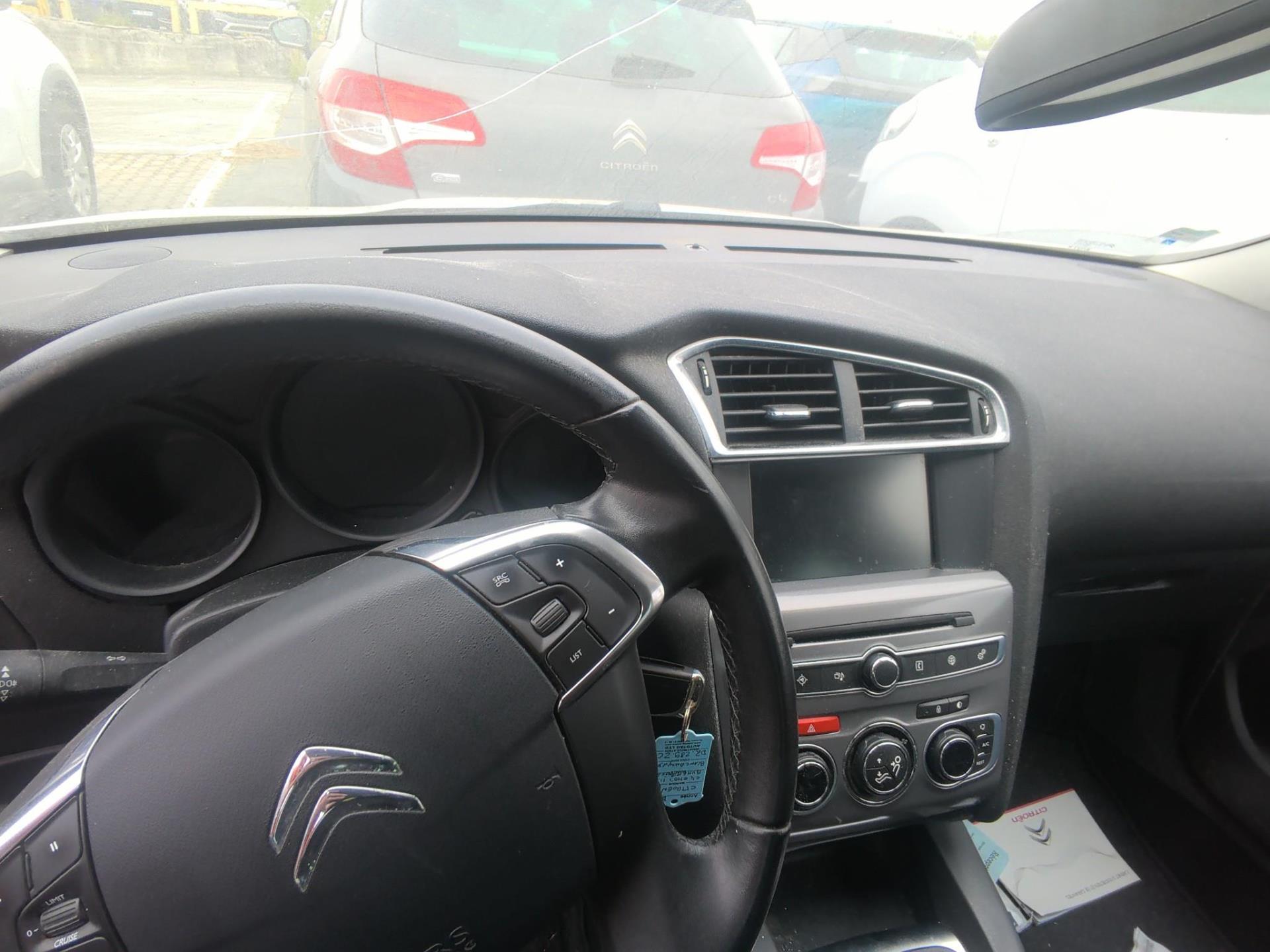 Citroen C4 e-HDi 115 Millenium Business 2015