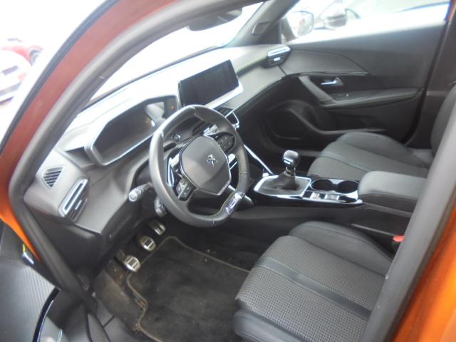 Foto Peugeot 2008 13