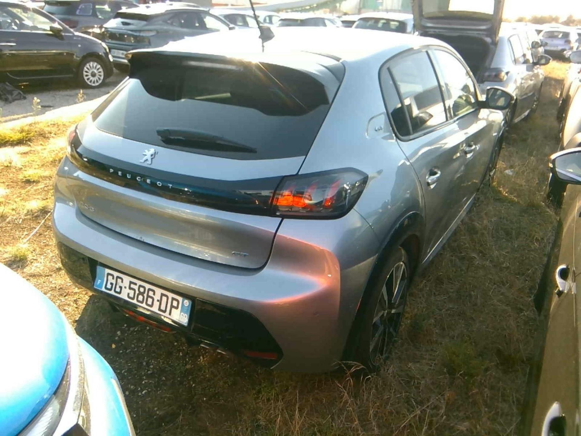 Peugeot 208 PureTech 130 S&S EAT8 GT 2022
