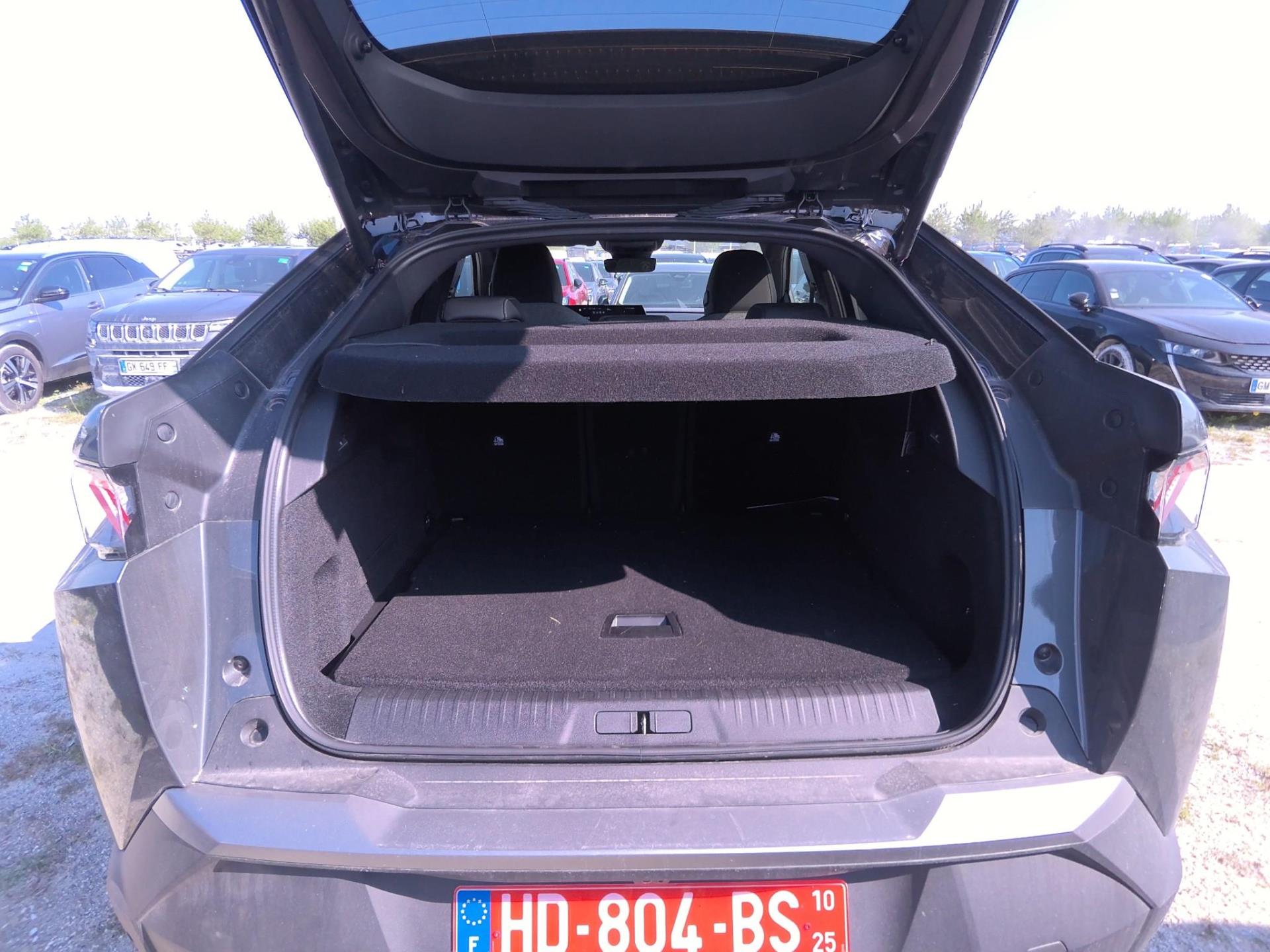 Peugeot 3008 Hybrid 136 e-DCS6 GT 2025