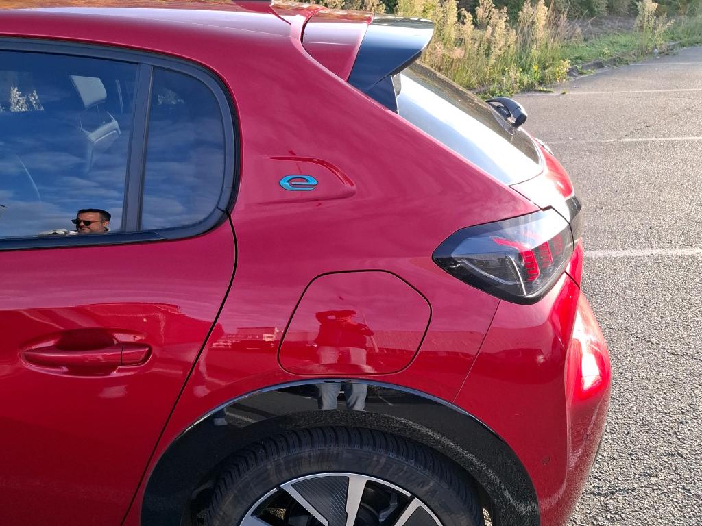 Peugeot 208 Electrique 50 kWh 136ch GT 2022