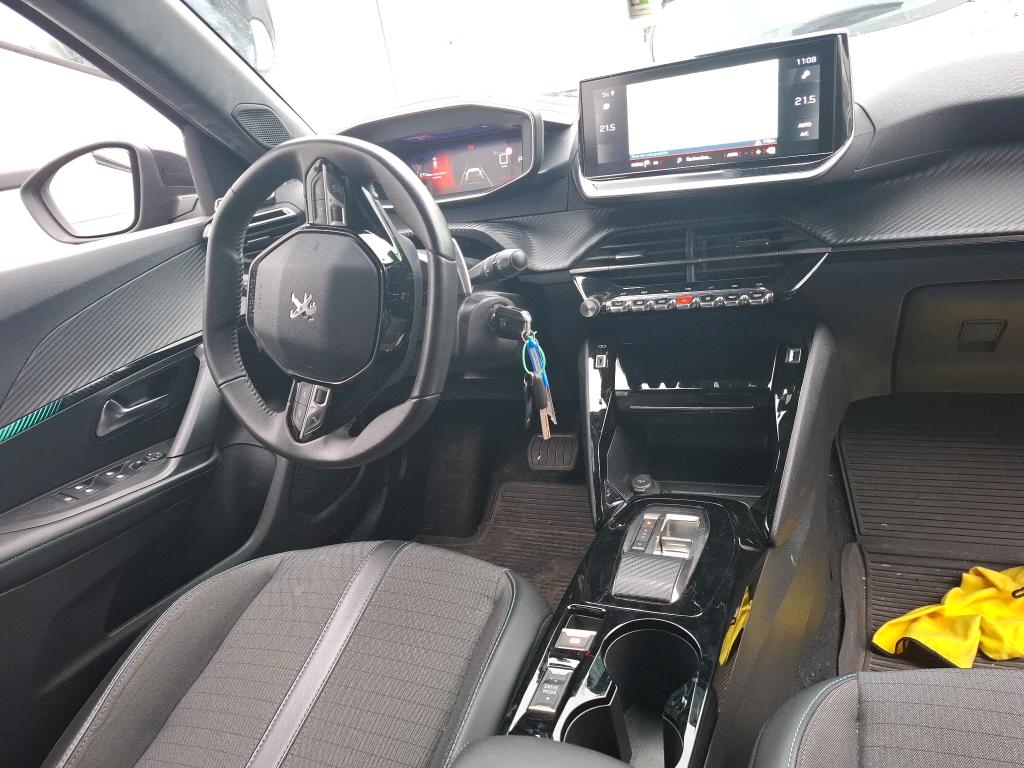 Peugeot 2008 PureTech 130 S&S EAT8 Allure Pack 2023