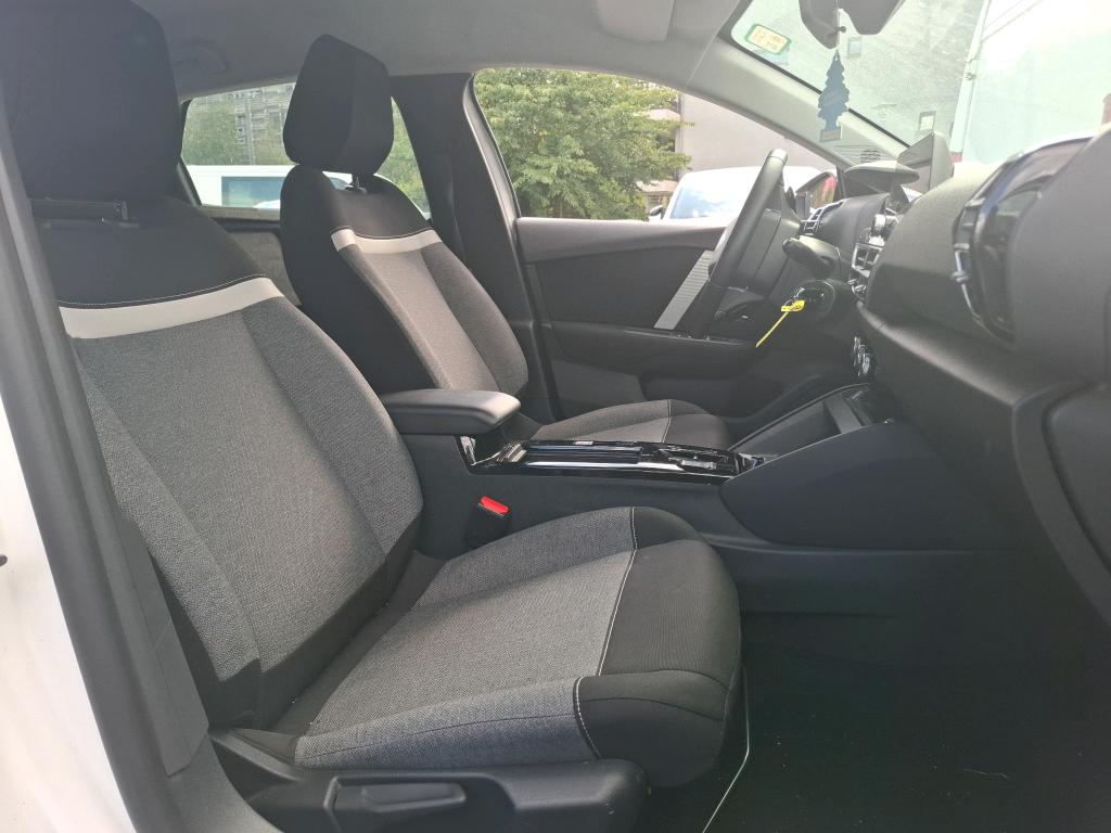 Citroen C4 SOCIETE BLUEHDI 130 S&S EAT8 FEEL NAV BUSINESS R 2022