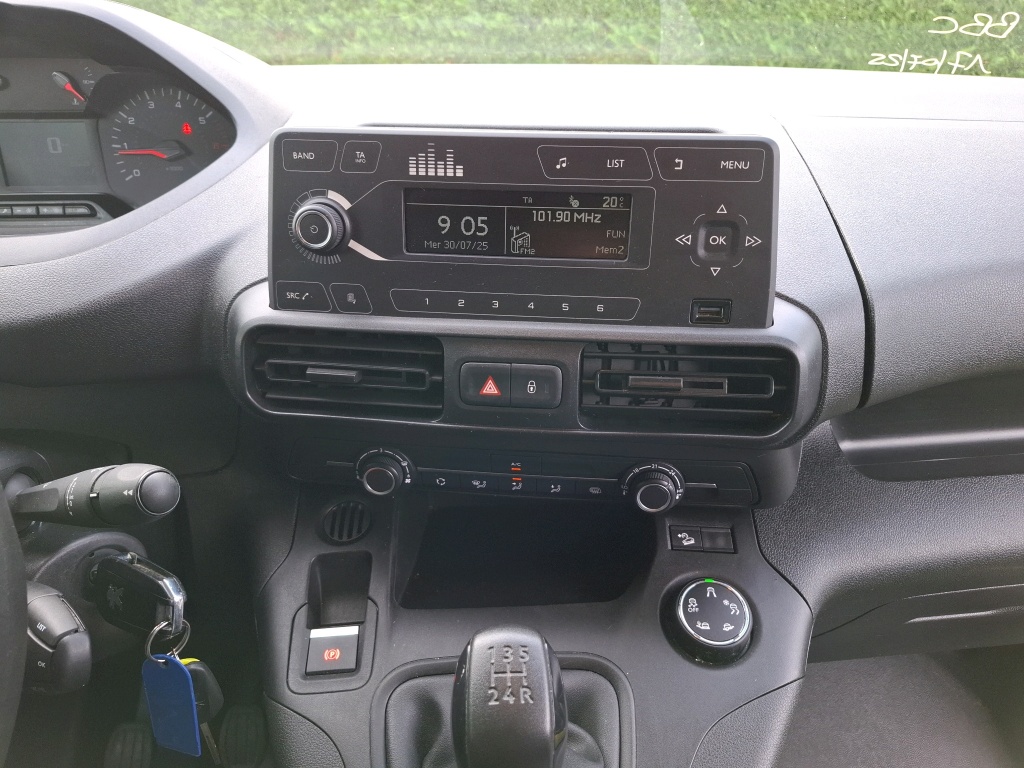 Peugeot PARTNER FOURGON STANDARD 1000 KG BLUEHDI 100 BVM5 GRIP 2019
