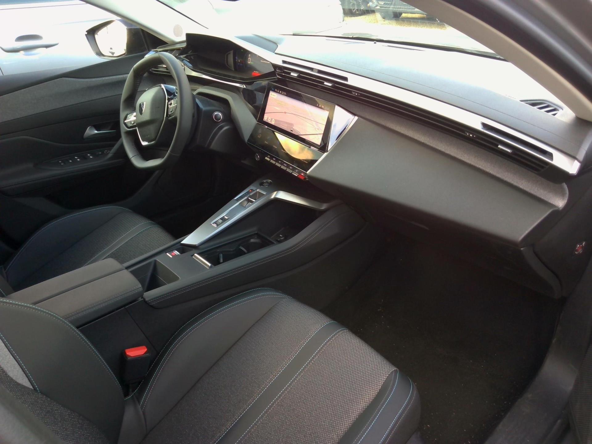 Peugeot 308 SW PHEV 180 e-EAT8 Allure 2024