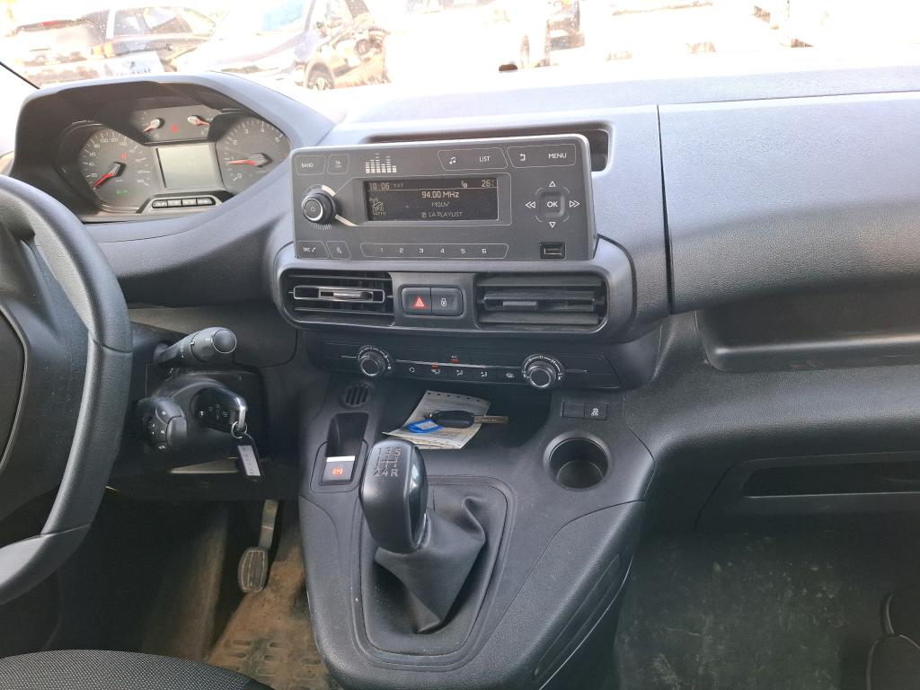 Peugeot PARTNER FOURGON STANDARD 650 KG BLUEHDI 100 S&S BVM5 PREMIUM 2021
