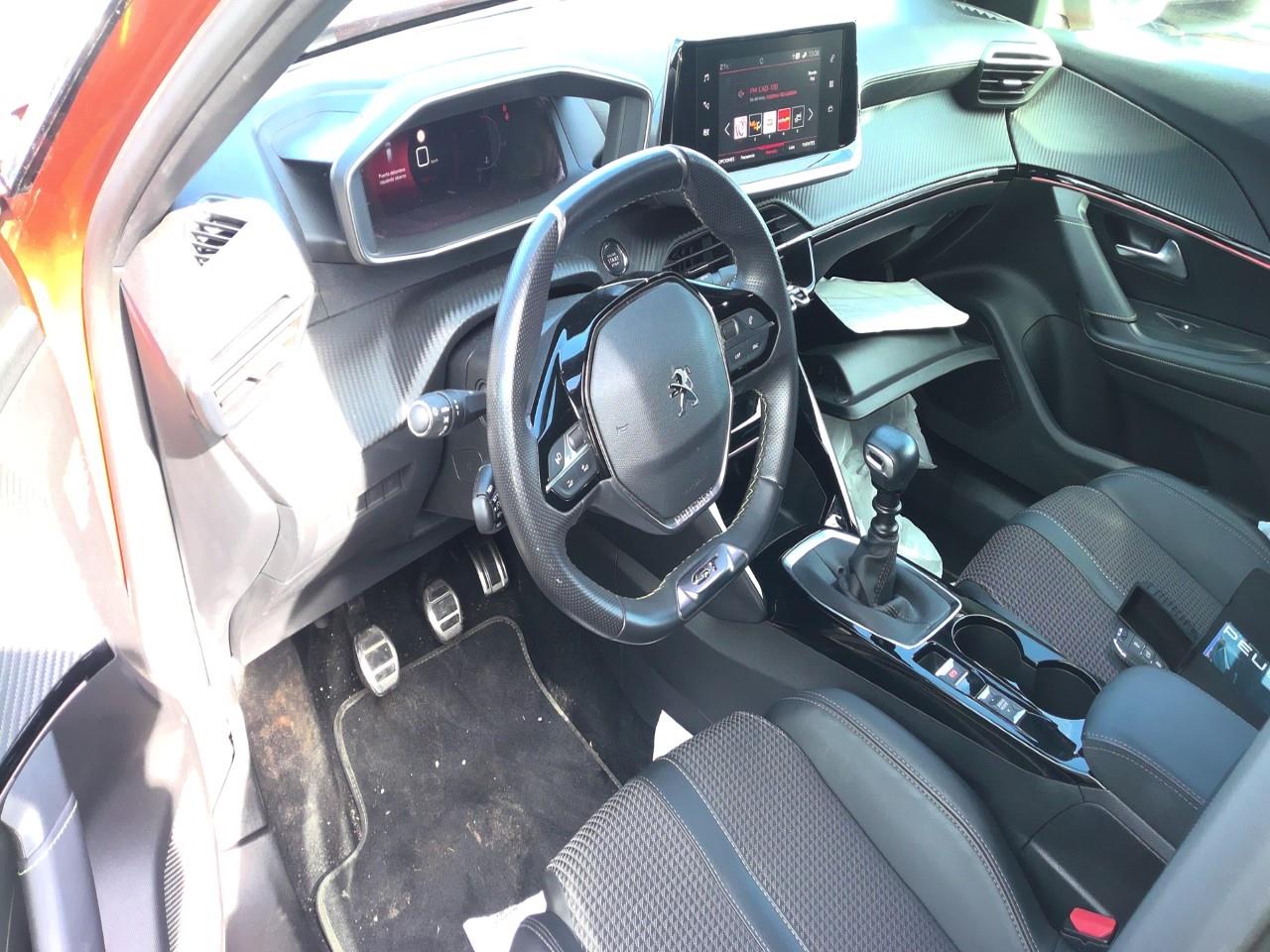 Foto Peugeot 2008 3
