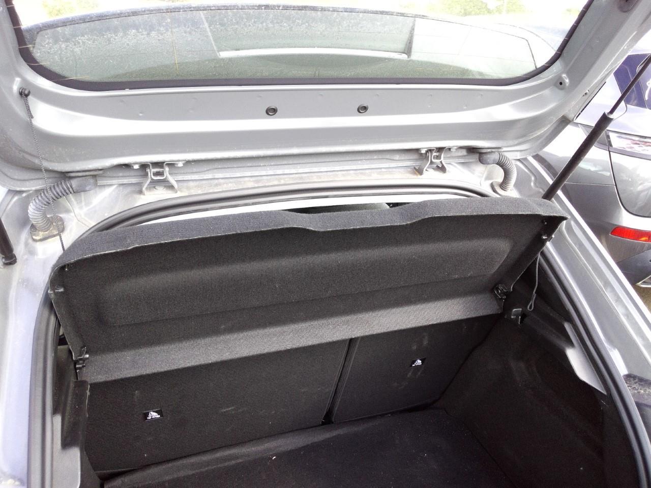 Foto Peugeot 208 18