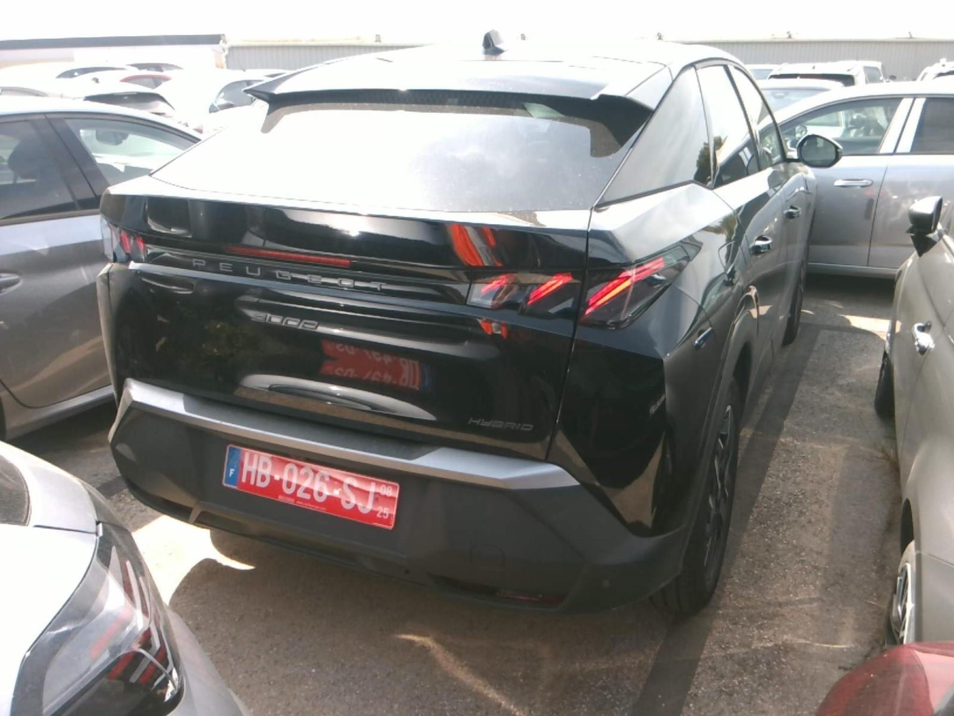 Peugeot 3008 Hybrid 136 e-DCS6 GT 2025