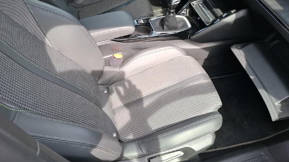 Foto Peugeot 2008 8