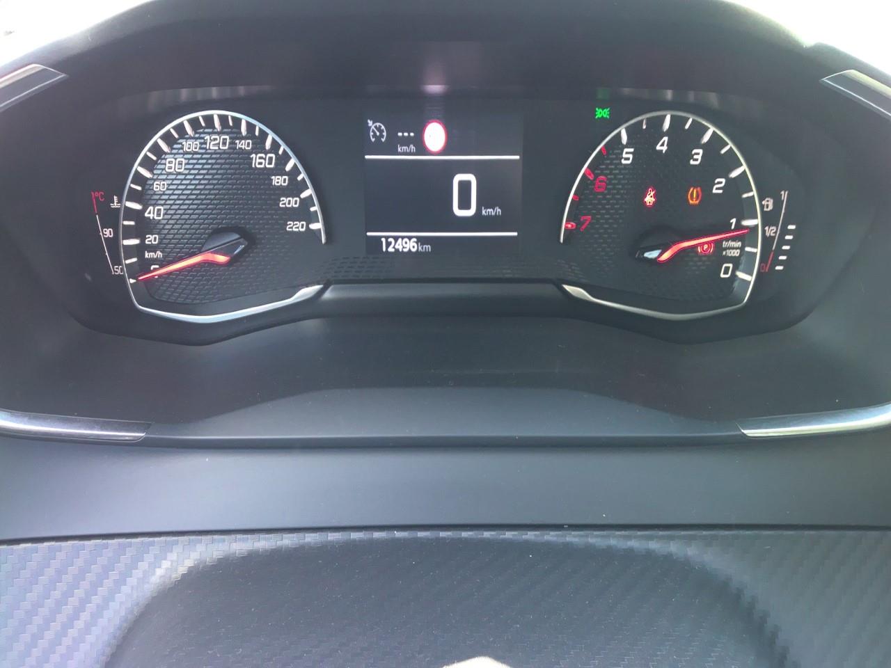 Foto Peugeot 208 6