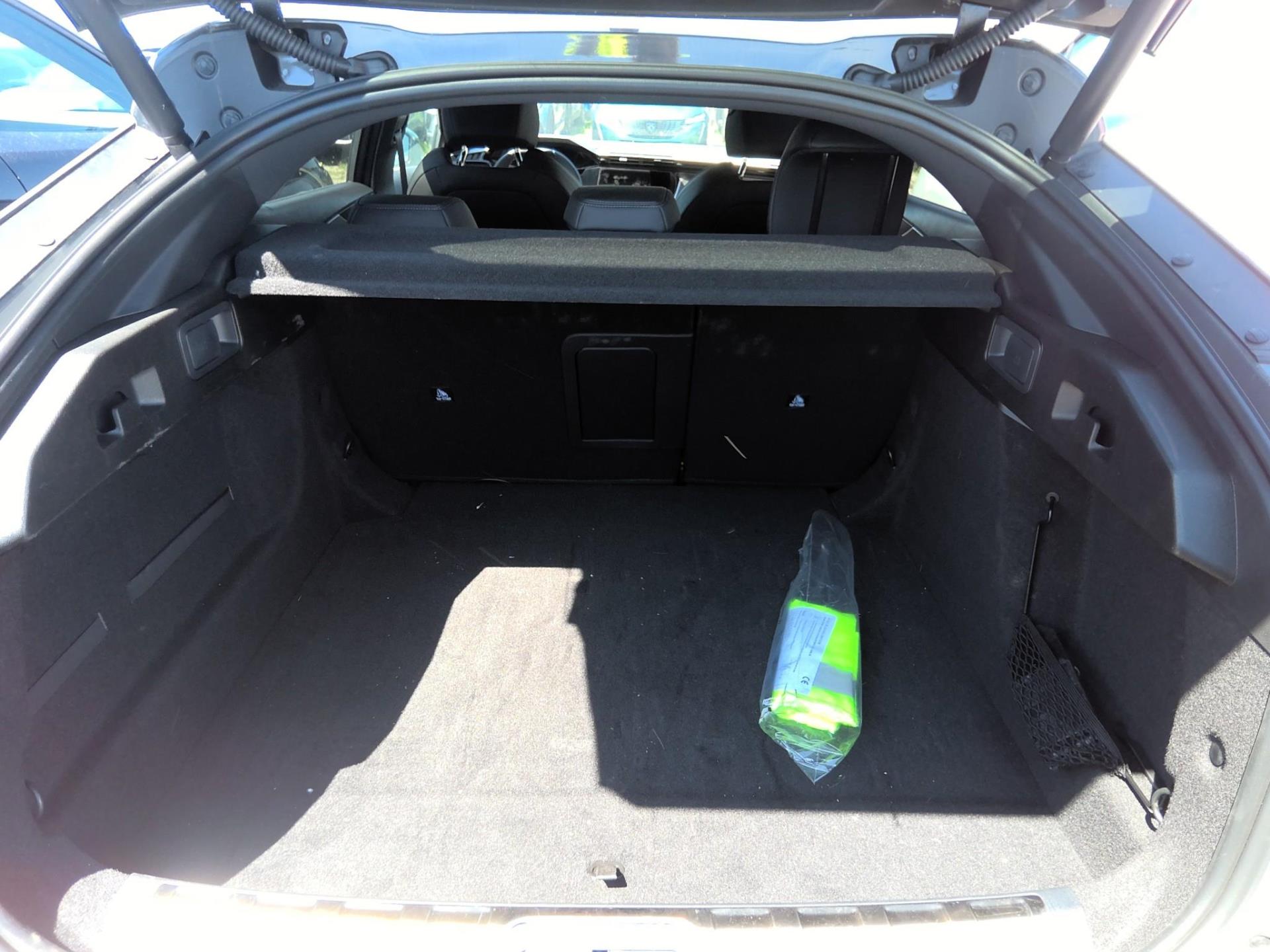 Peugeot 408 Hybrid 145 e-DCS6 GT 2025