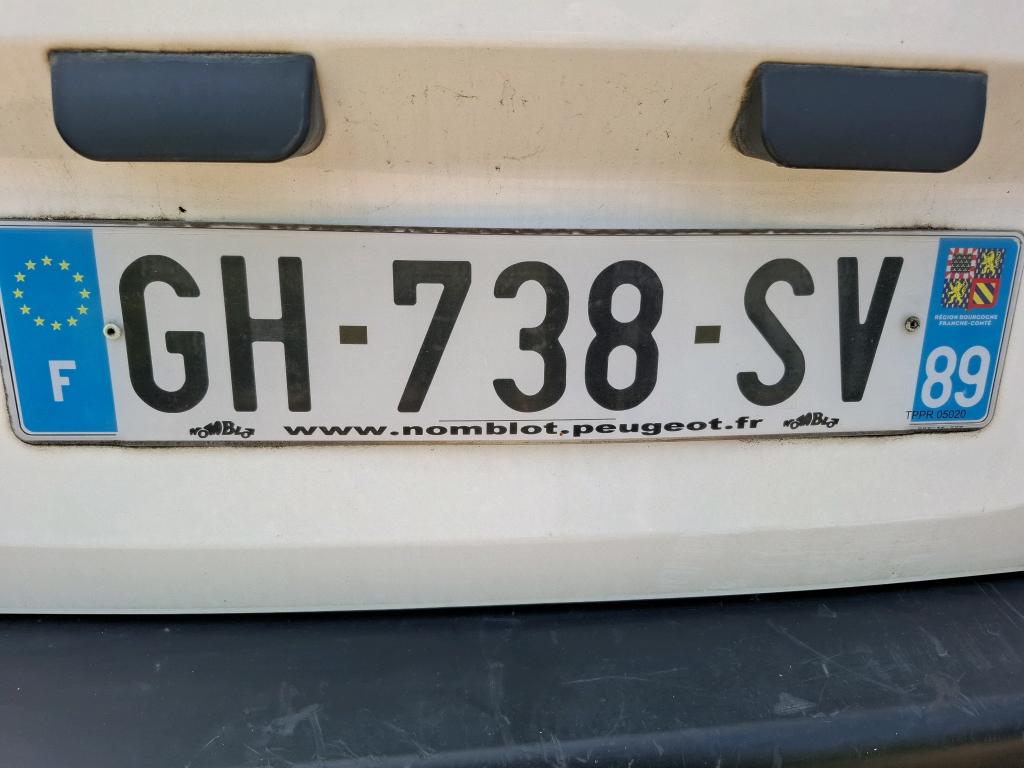 Peugeot PARTNER FOURGON STANDARD 650 KG BLUEHDI 100 S&S BVM6 ASPHALT 2022