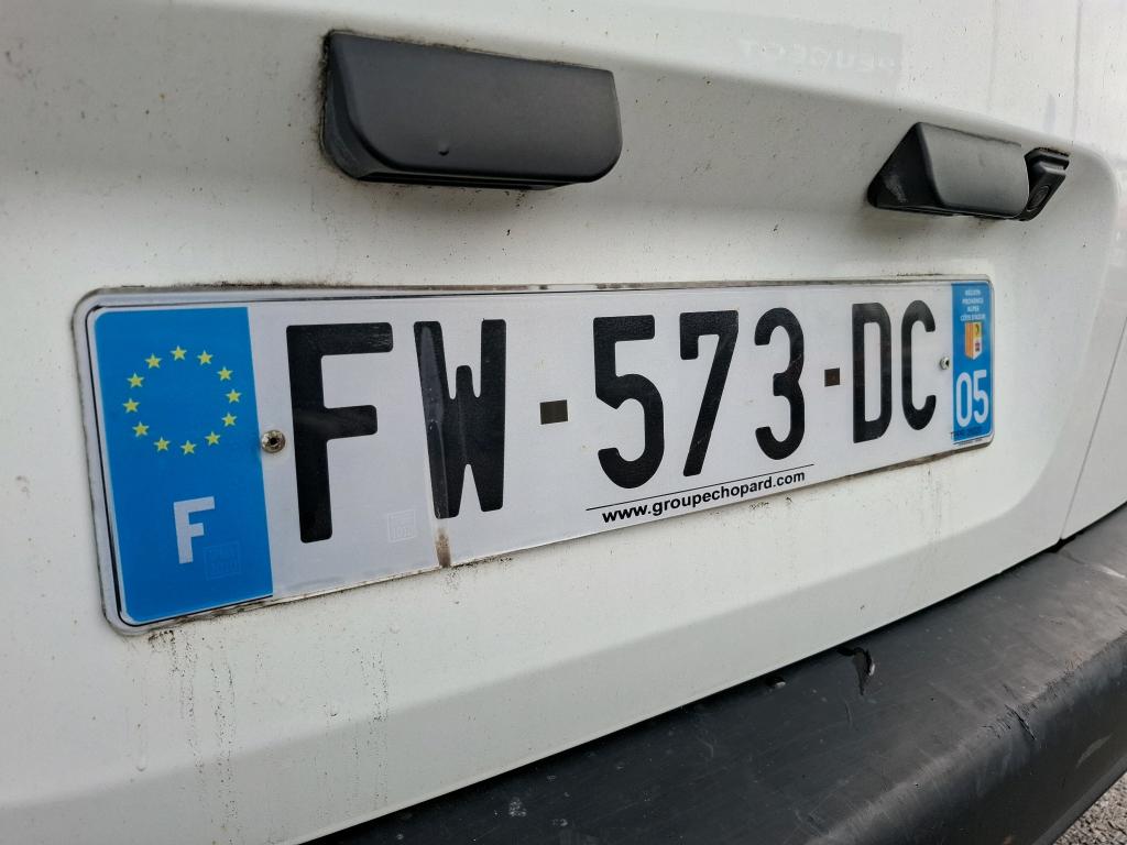 Peugeot PARTNER FOURGON STANDARD 650 KG BLUEHDI 100 S&S BVM5 PREMIUM 2020