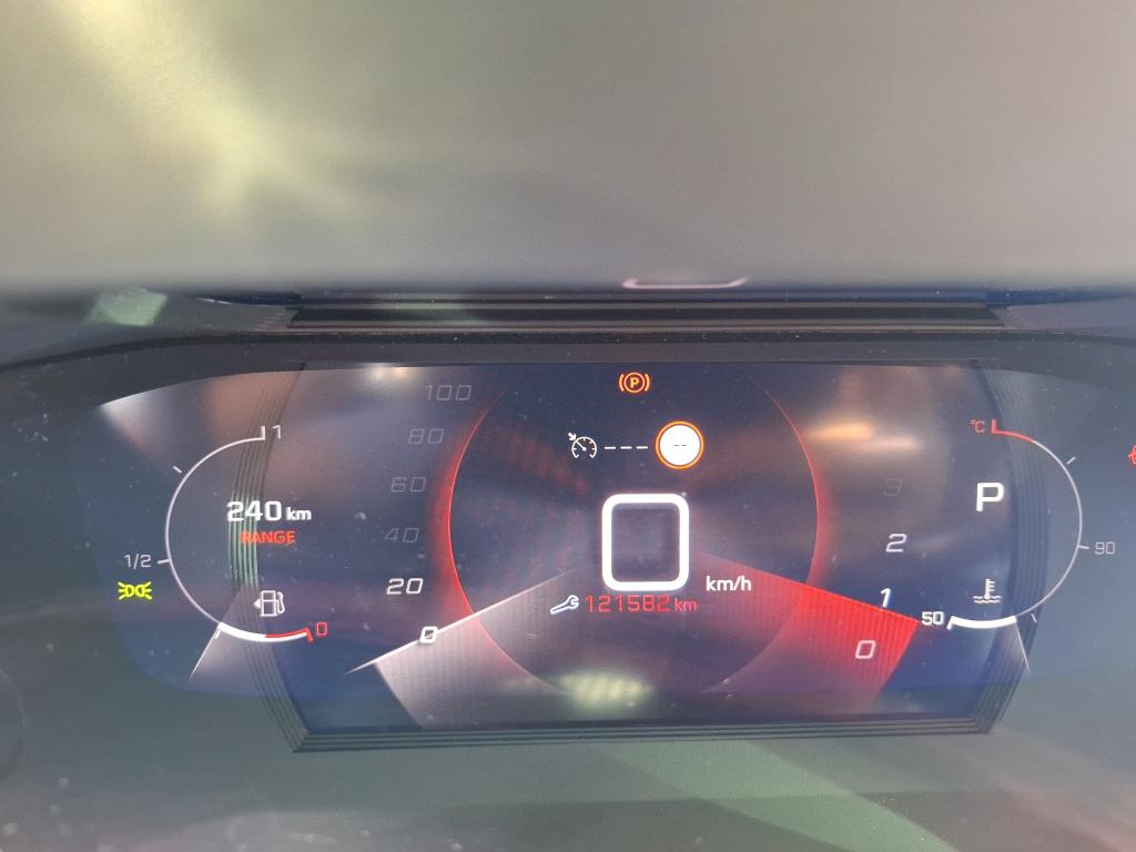 Peugeot 2008 BlueHDi 130 S&S EAT8 Allure Business 2020