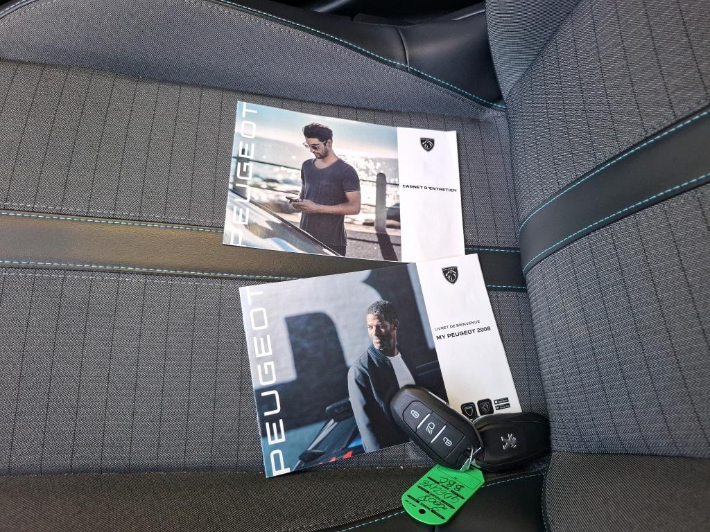 Peugeot 2008 BlueHDi 130 S&S EAT8 Allure Pack 2021