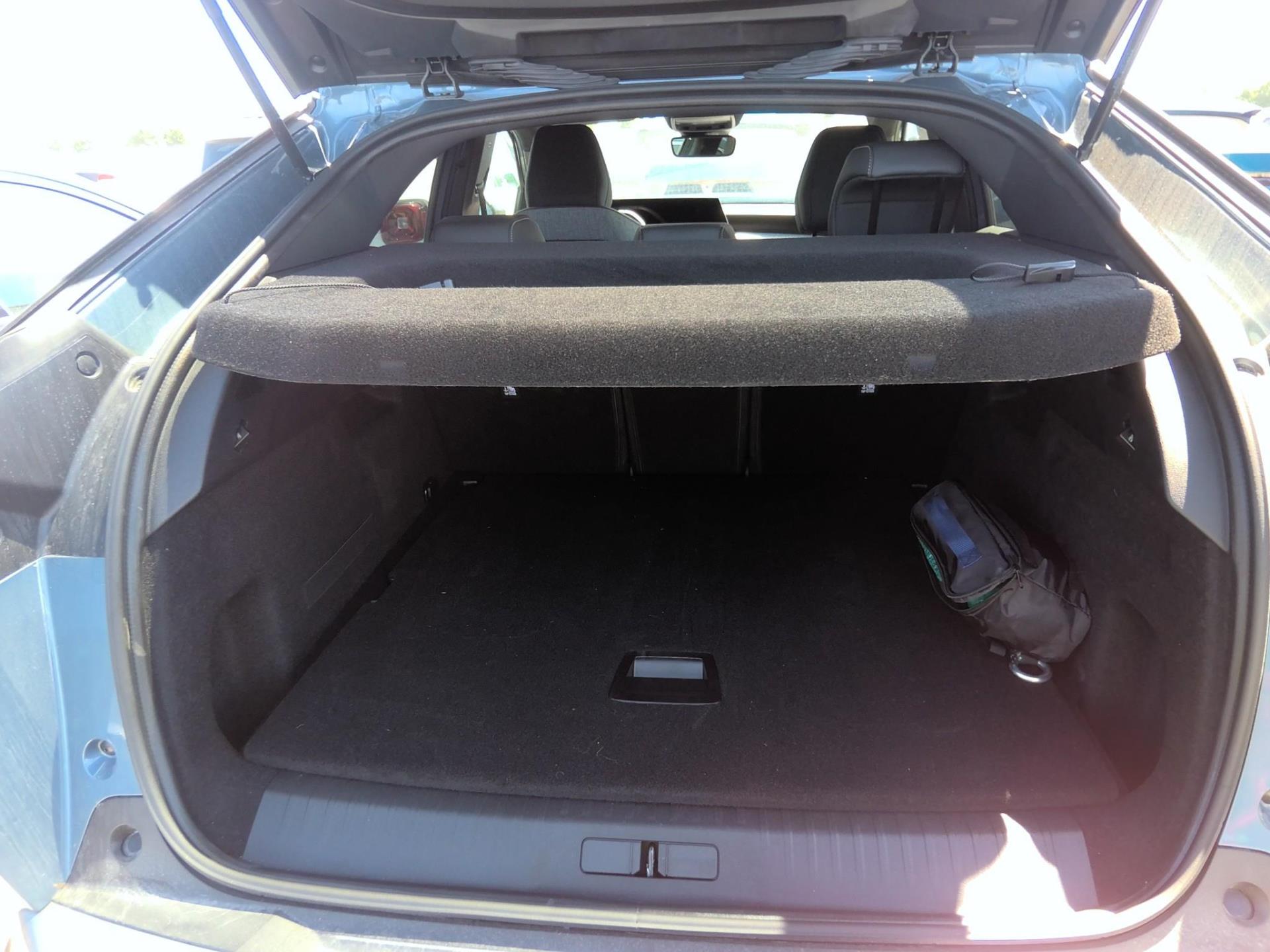 Peugeot 3008 Hybrid 145 e-DCS6 Allure 2025