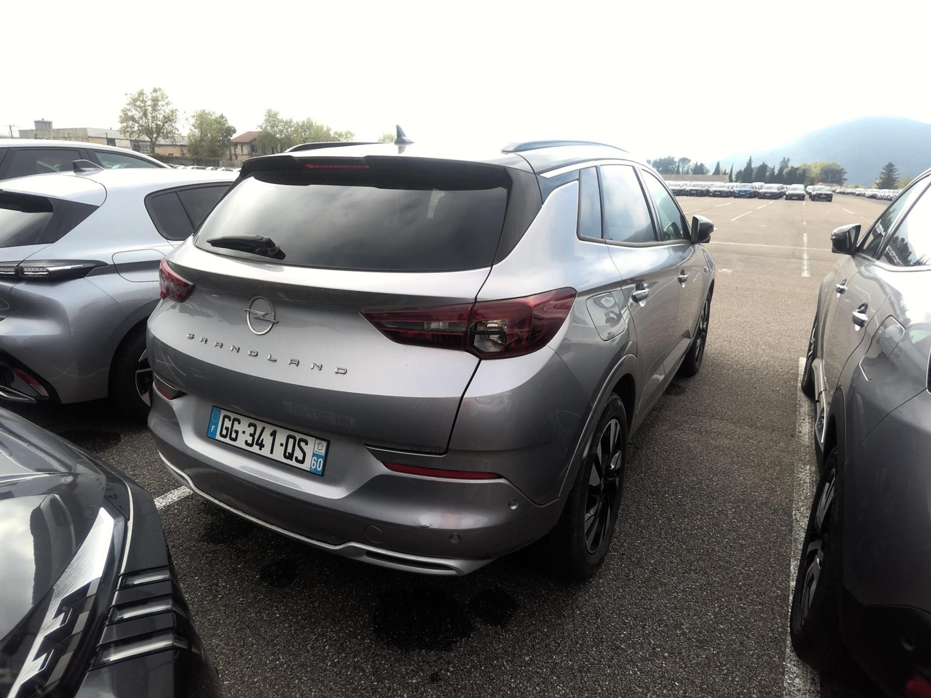 Opel Grandland Hybrid4 300 ch AWD BVA8 Ultimate 2022