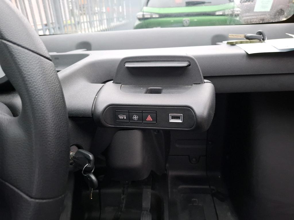 Citroen AMI 
