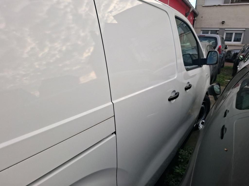 Peugeot EXPERT FGN TOLE COMPACT BLUEHDI 145 S&S EAT8 PREMIUM 2022