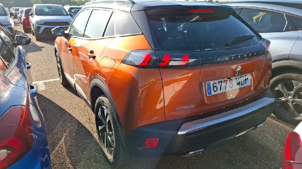 Foto Peugeot 2008 8