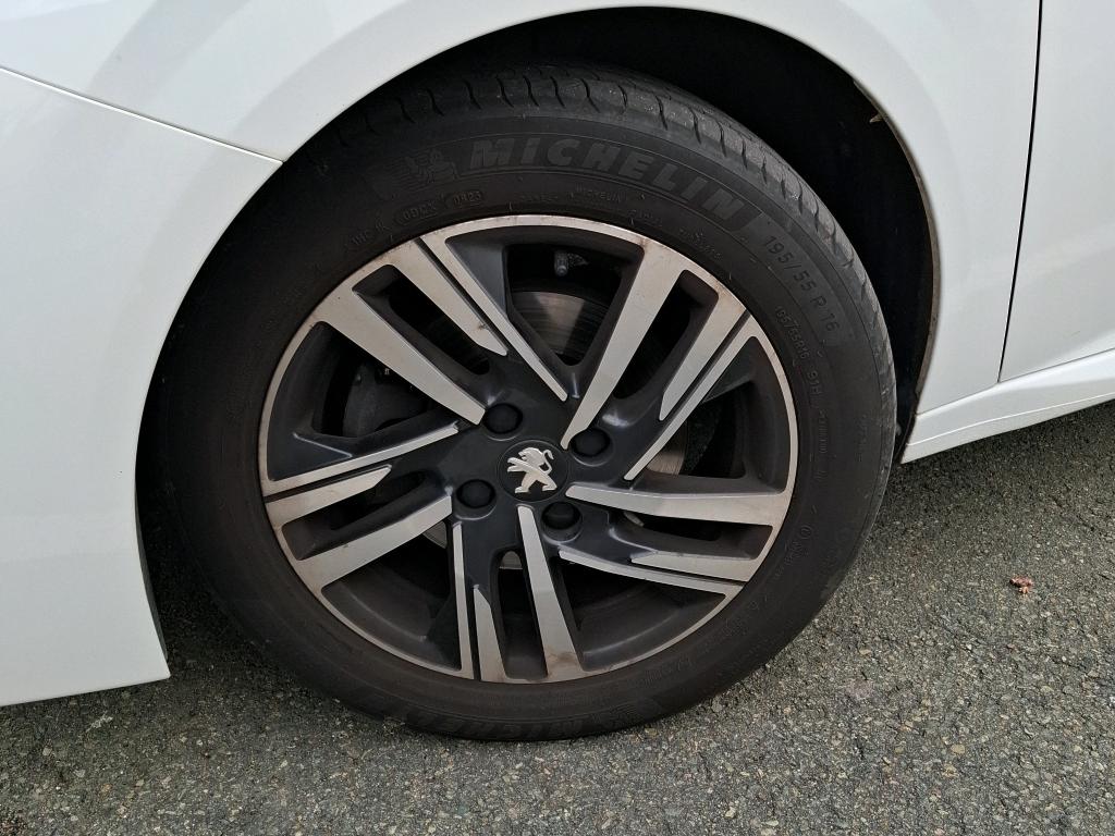 Peugeot 208 PureTech 100 S&S BVM6 Style 2023