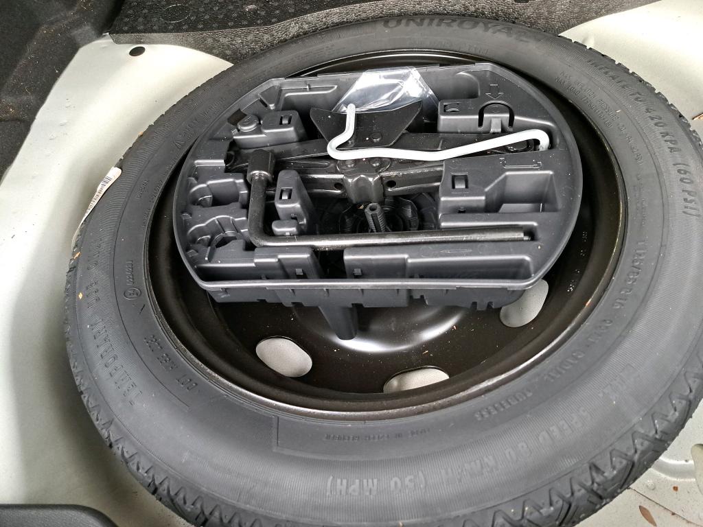 Citroen C4 SOCIETE BLUEHDI 130 S&S EAT8 FEEL NAV BUSINESS R 2021