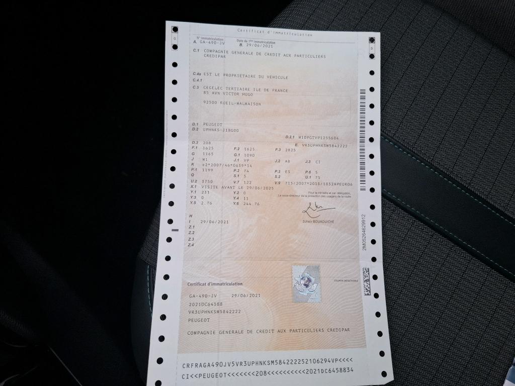 Peugeot 208 PureTech 100 S&S EAT8 Allure Business 2021