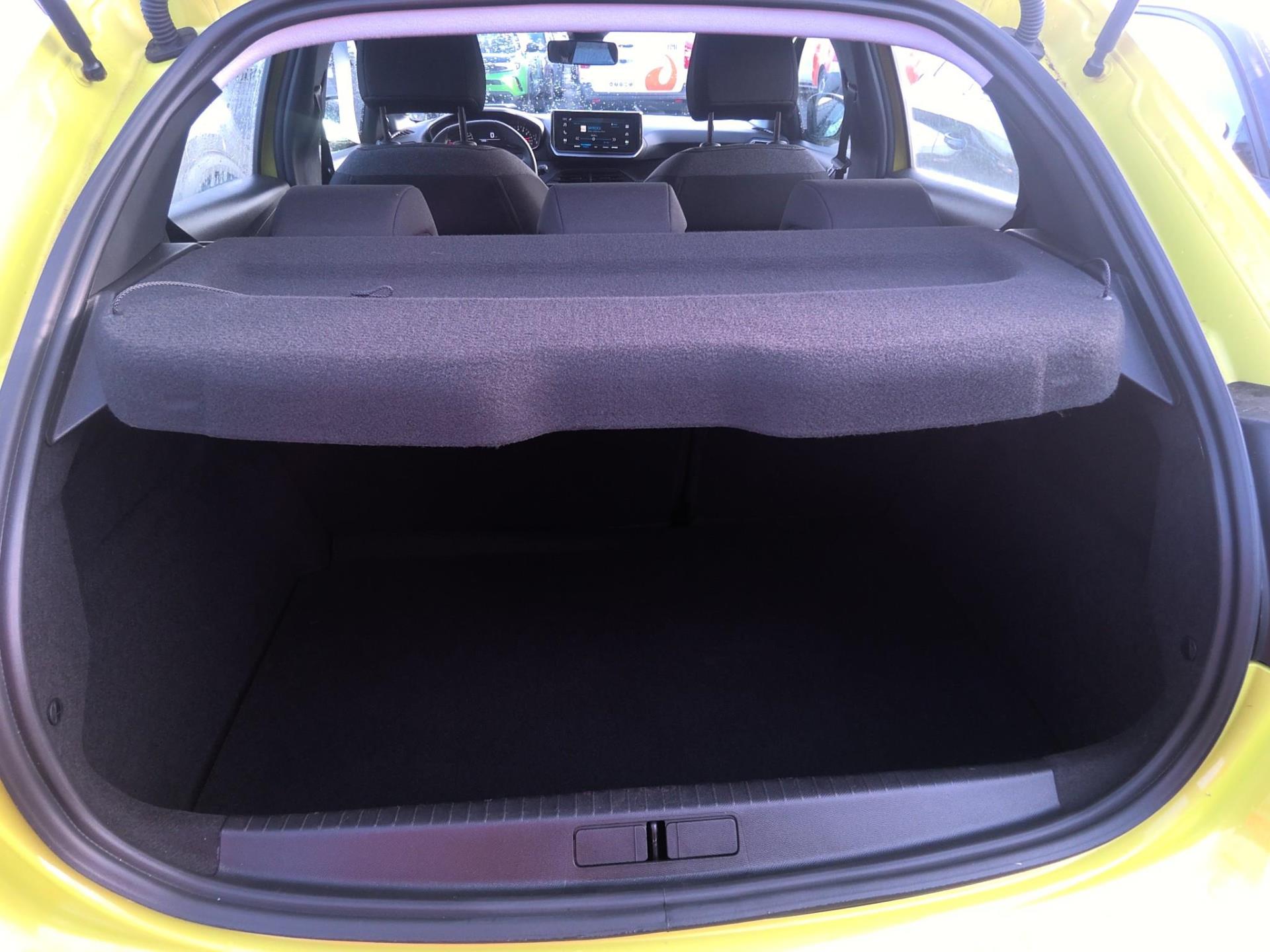 Peugeot 208 PureTech 100 S&S BVM6 Active 2024